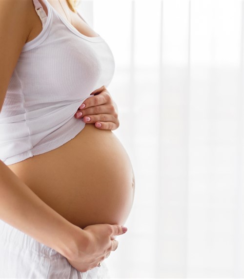Healthy Glow: Skincare Tips for Expectant Mothers