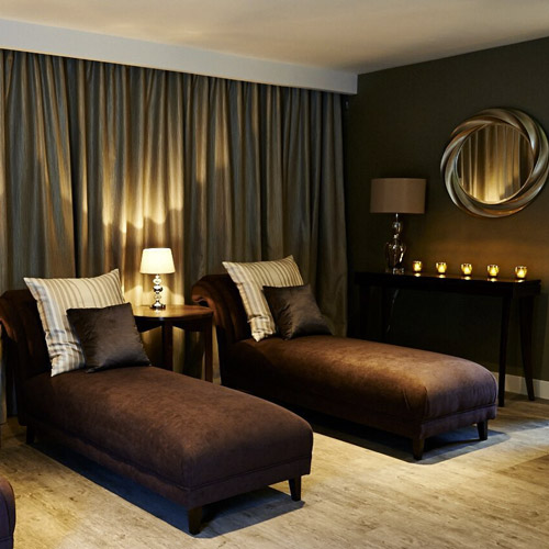Showcase of The Gainsborough Club