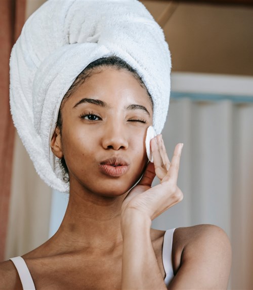 The correct order to apply skin care products