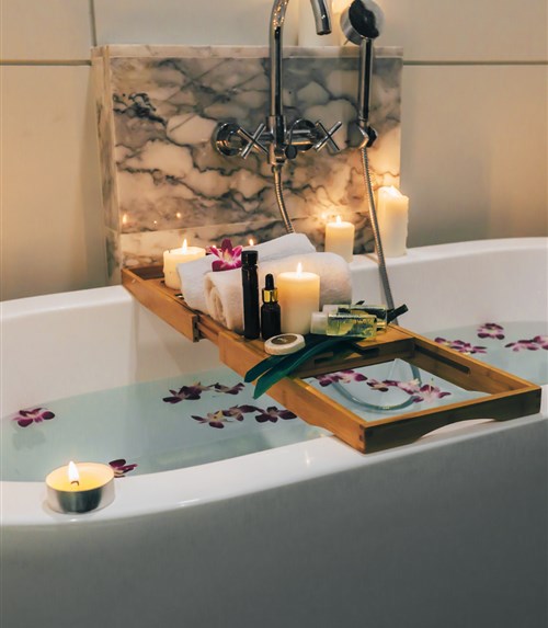 How to Create a Cosy Spa Night at Home